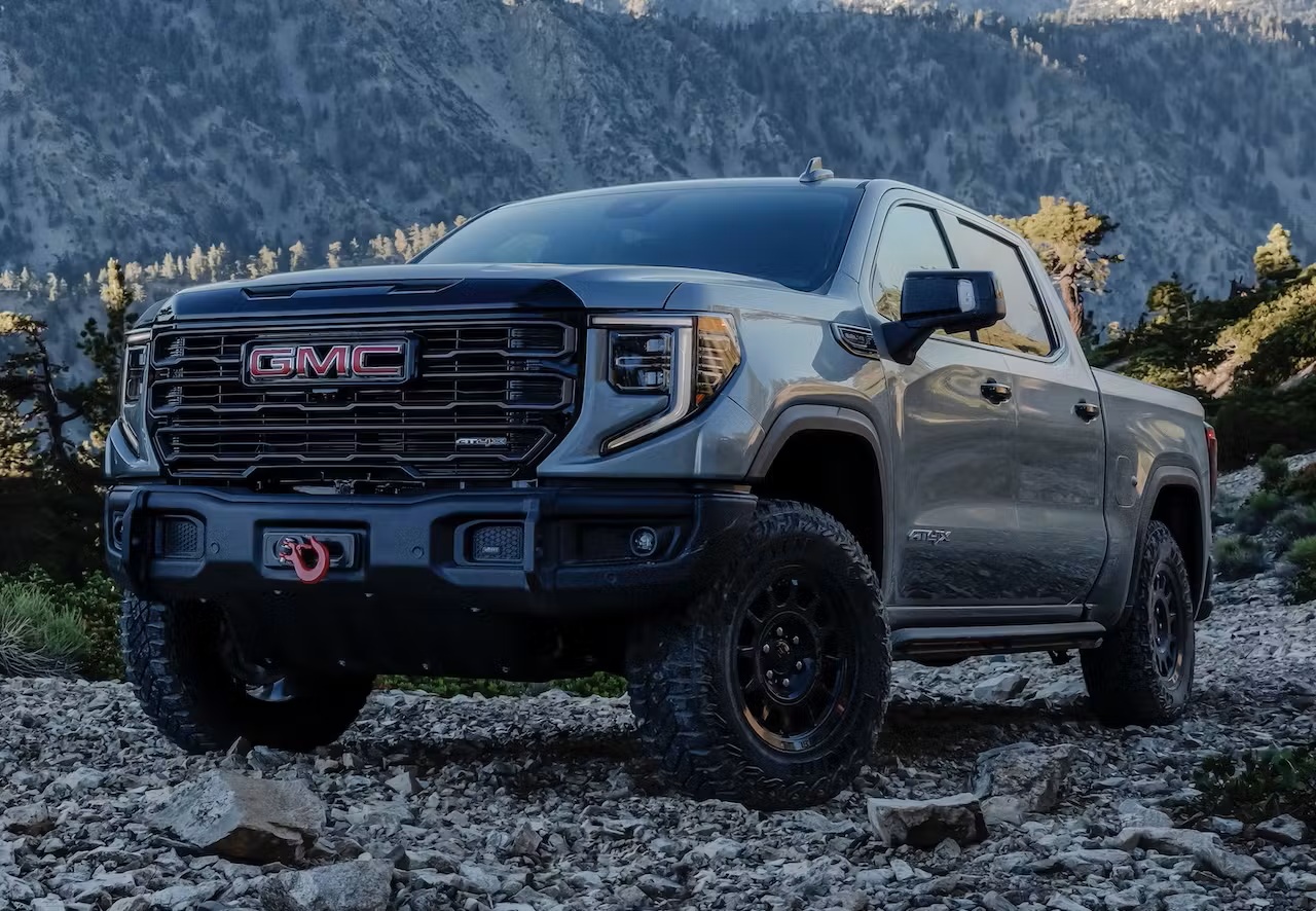 2025 GMC Sierra 1500 AT4X