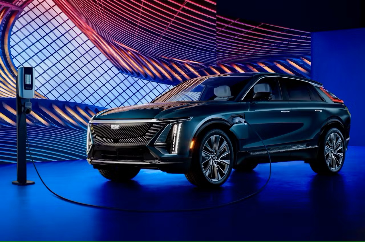2025 Cadillac Lyriq