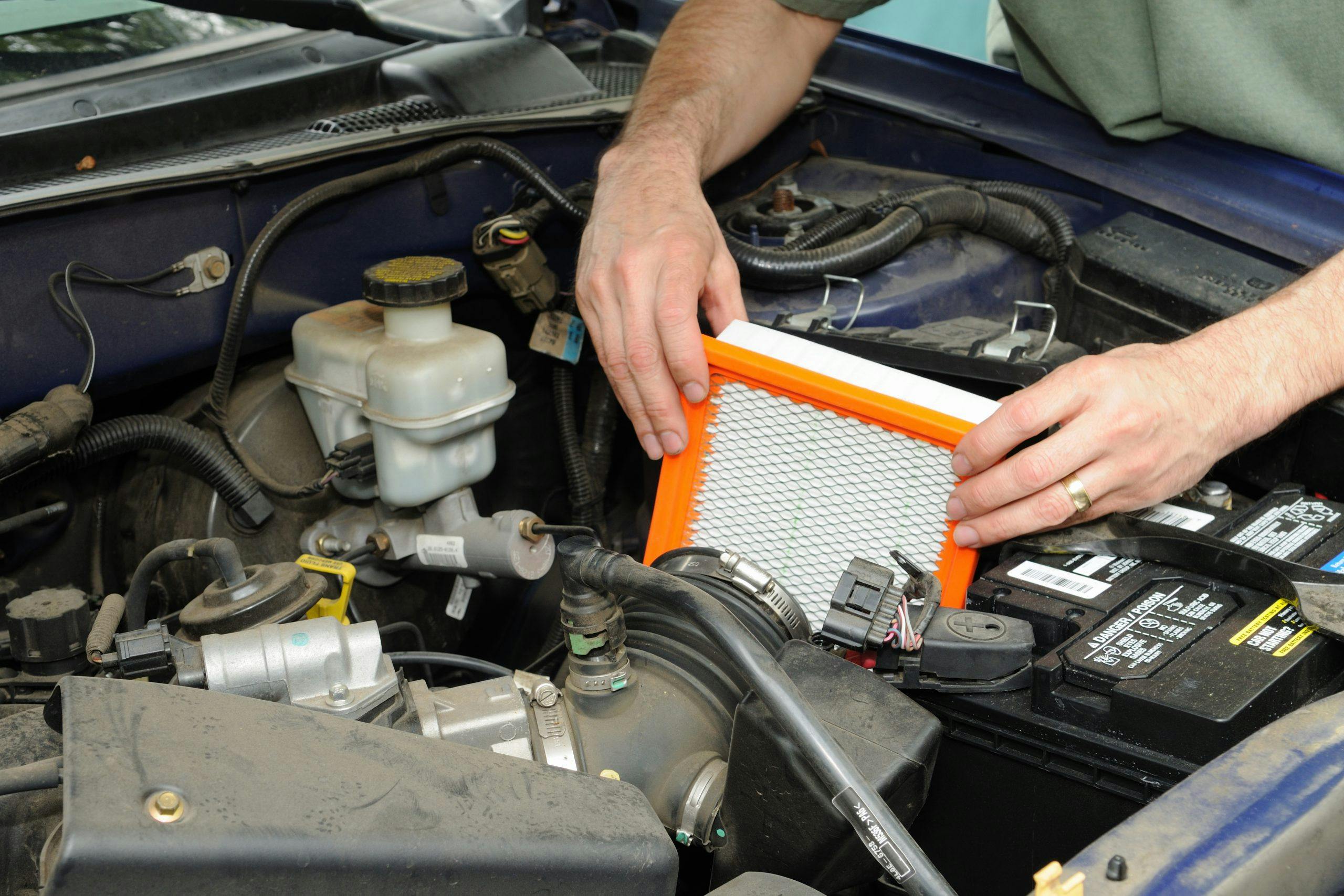 Engine Air Filters: A Complete Guide | CARFAX