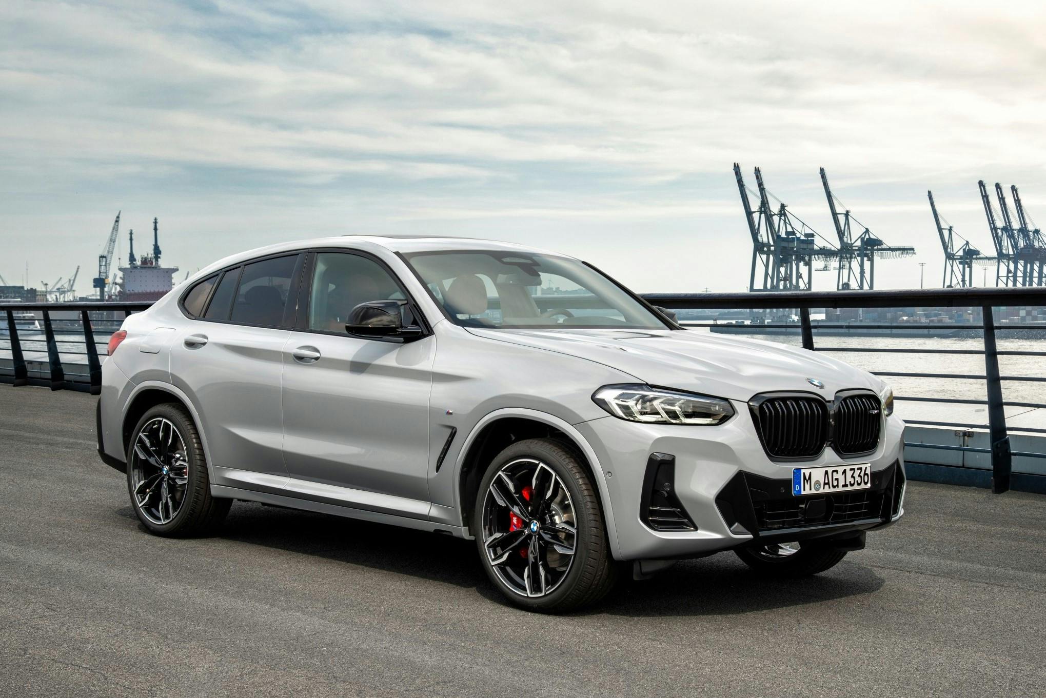 2025 BMW X4