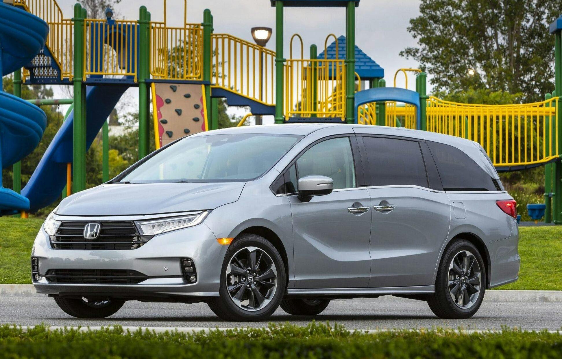 4 Best Minivans in 2025 | CARFAX