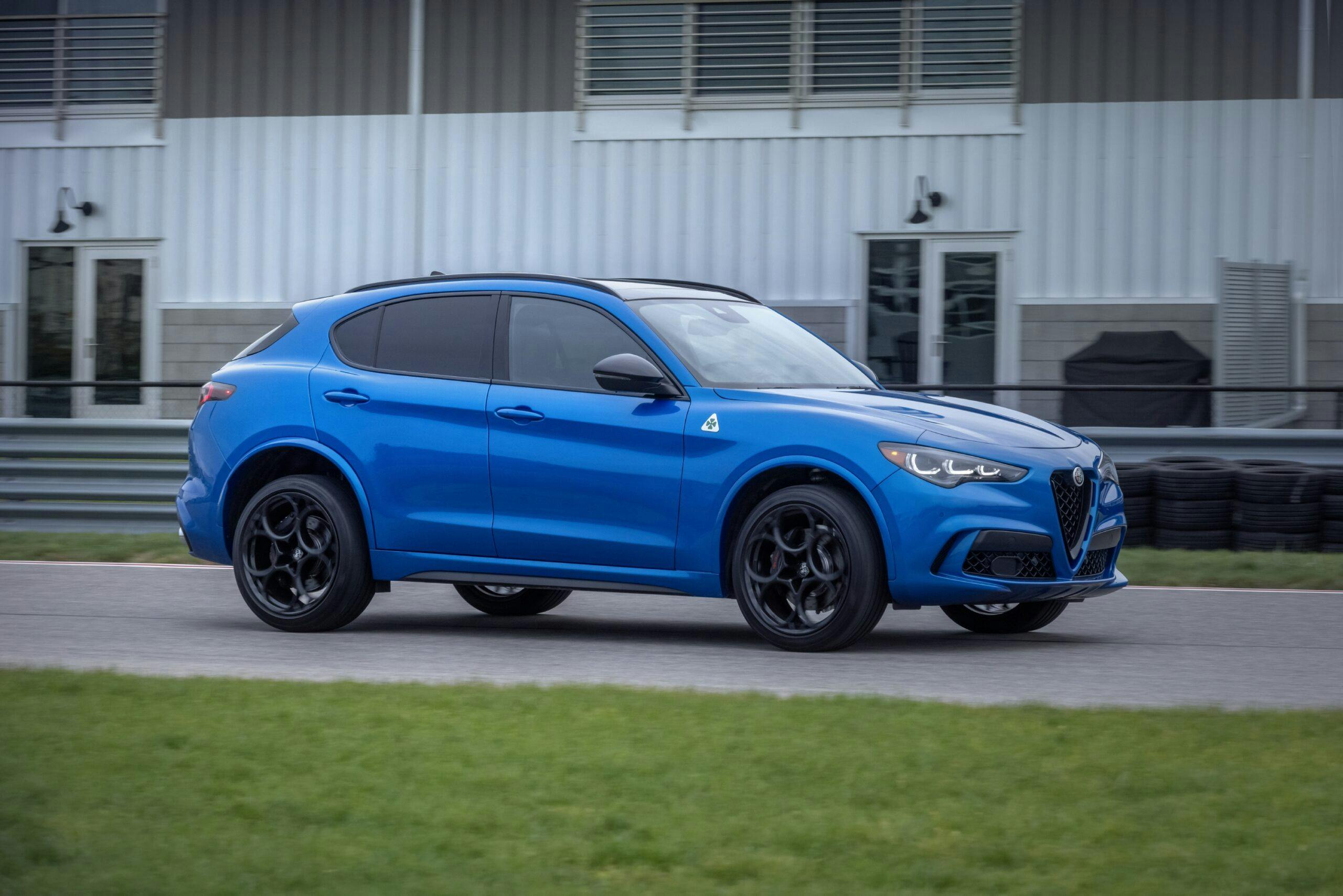 2025 Alfa Romeo Stelvio