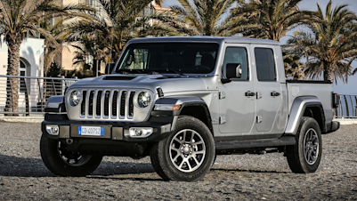 2025 Jeep Gladiator Overland