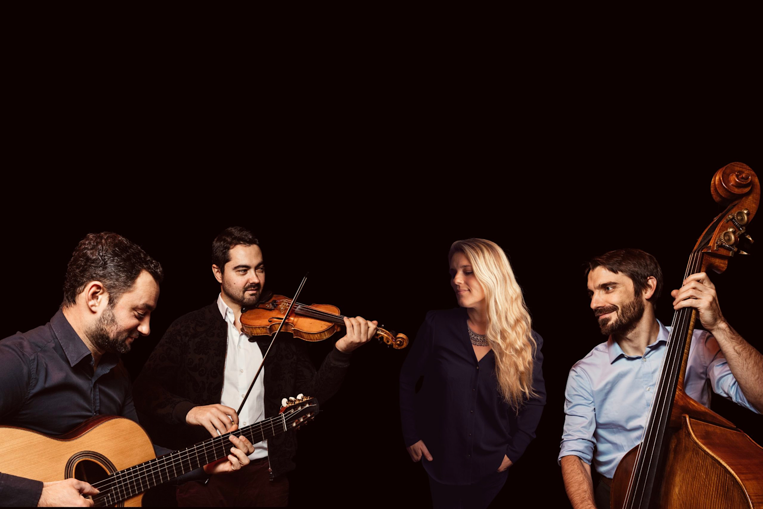 Andrea-Caparros-scaled