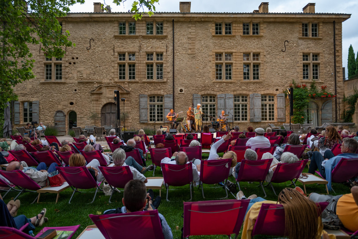 Chateau de Sannes 0823