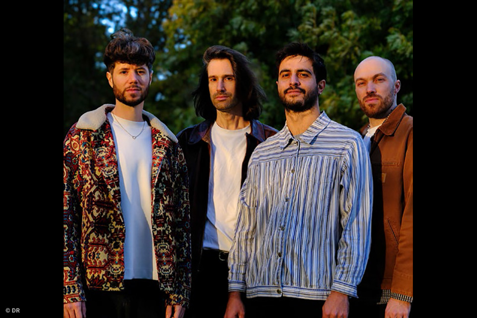 Gauthier Toux 0225(c)-DR max640x960