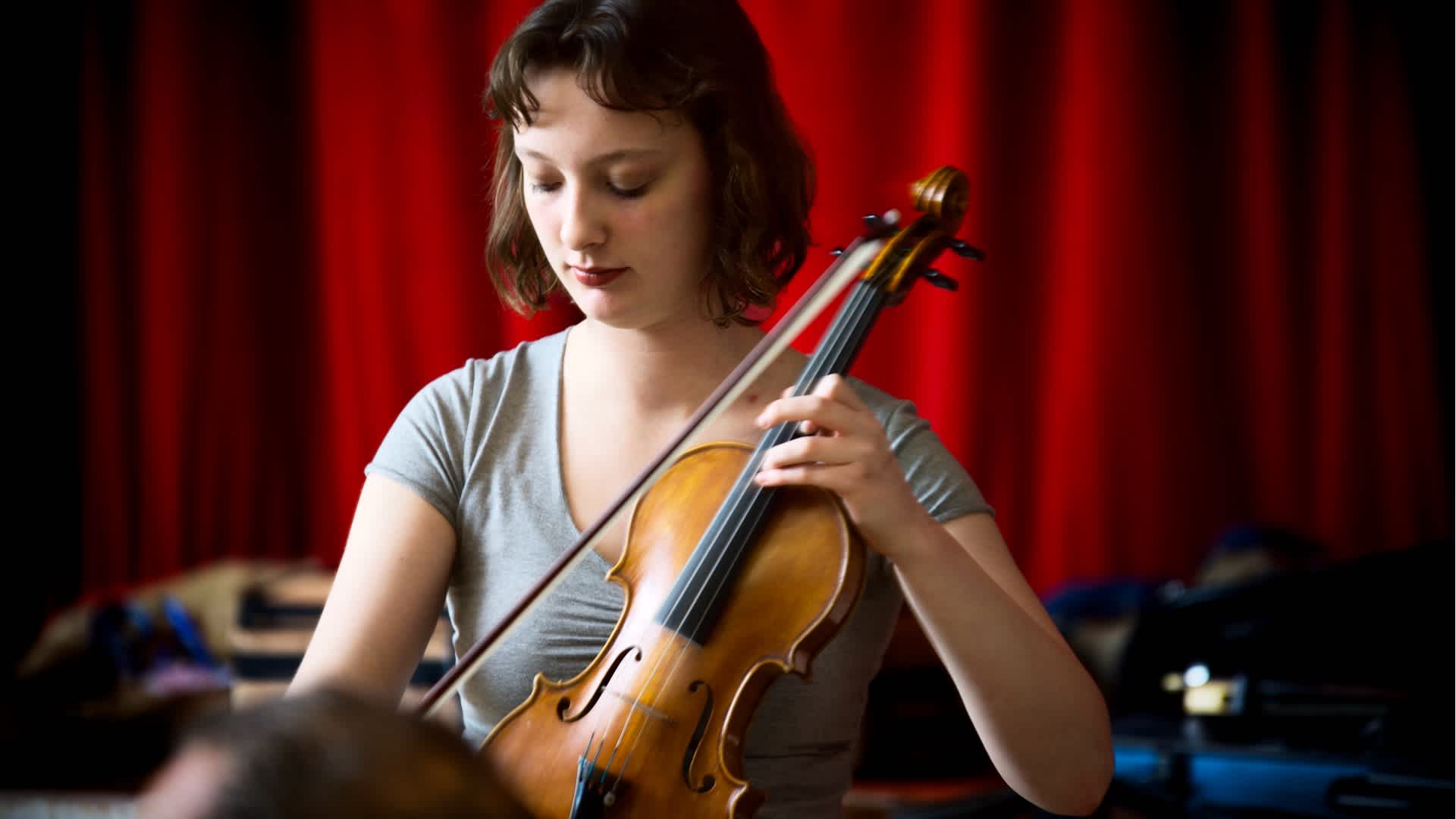 Esme Greenwood and her violin