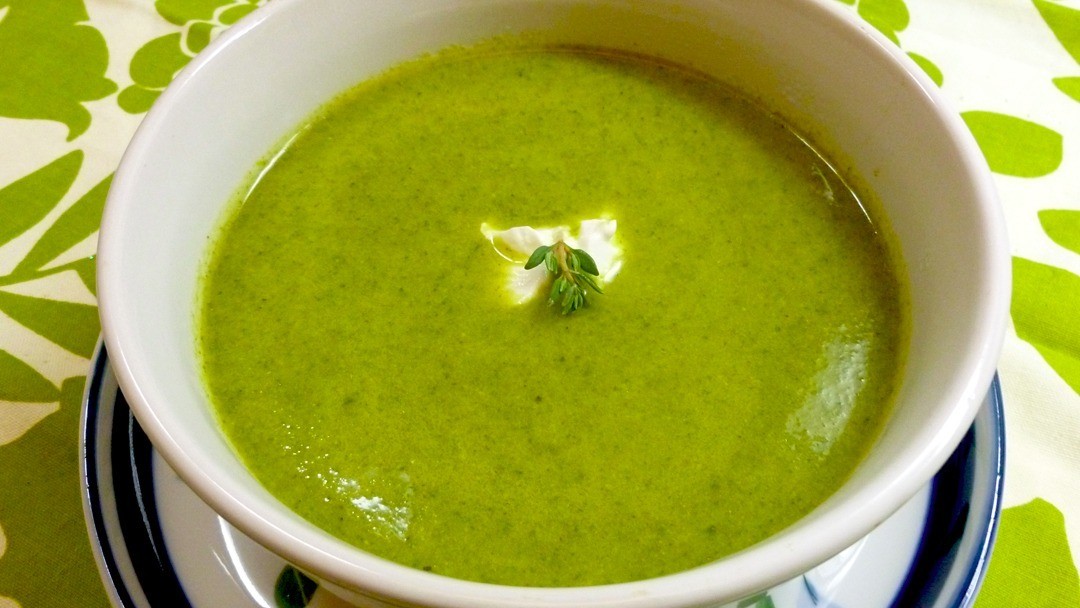 Spinach and apple soup | Lorraine