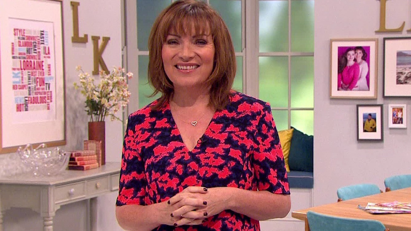 Get Lorraine's look Lorraine