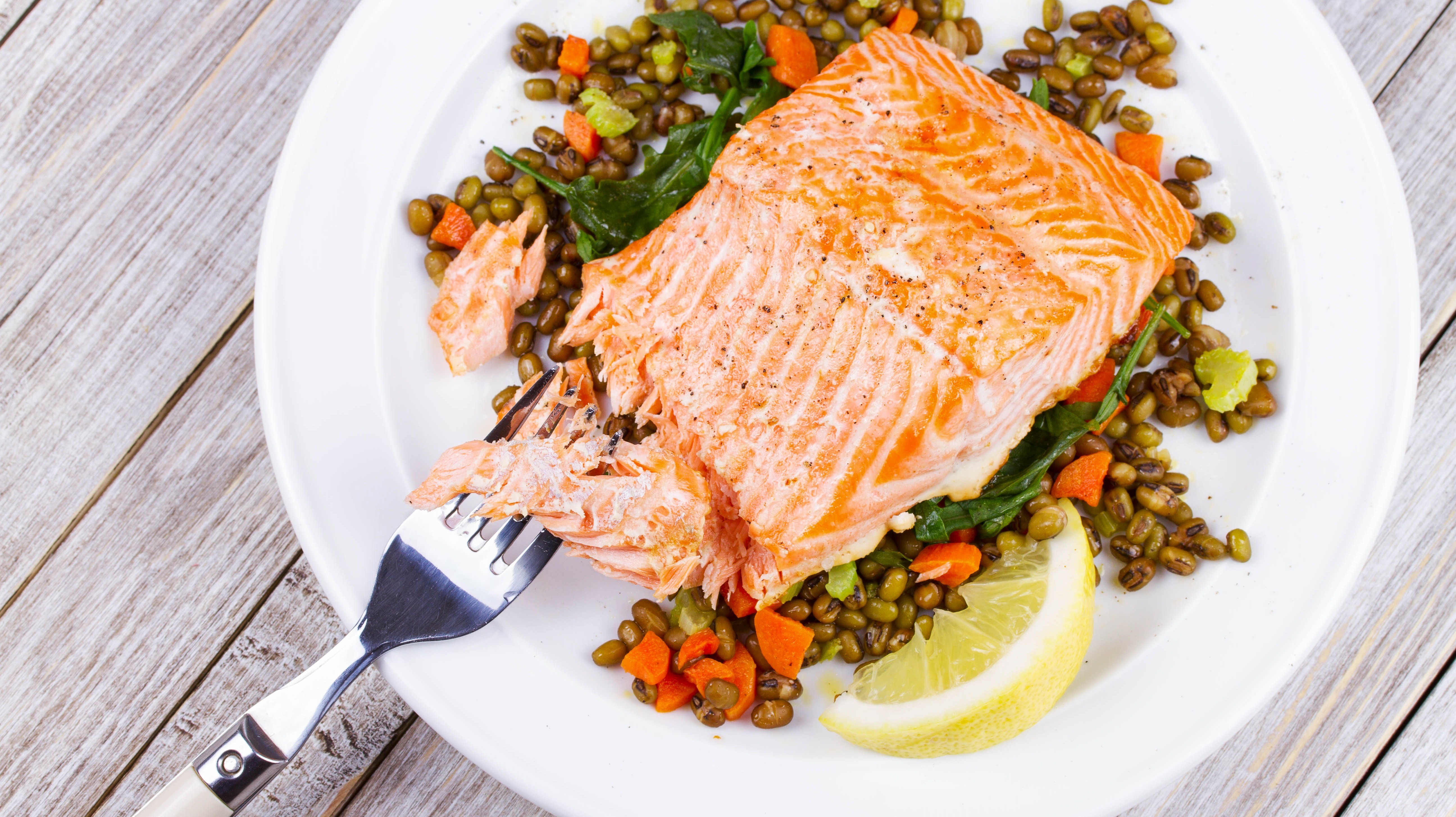 Salmon With Lemon And Basil Lentils Lorraine 0020