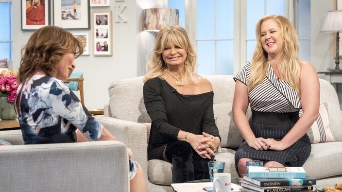 Goldie Hawn and Amy Schumer reveal their close friendship | Lorraine