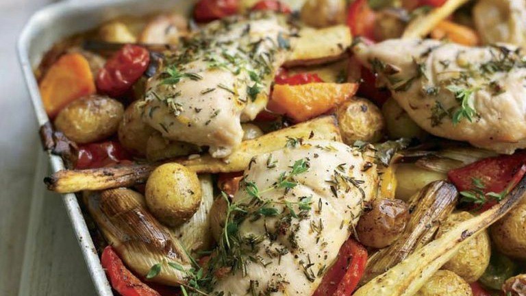 Ratatouille chicken tray bake | Lorraine