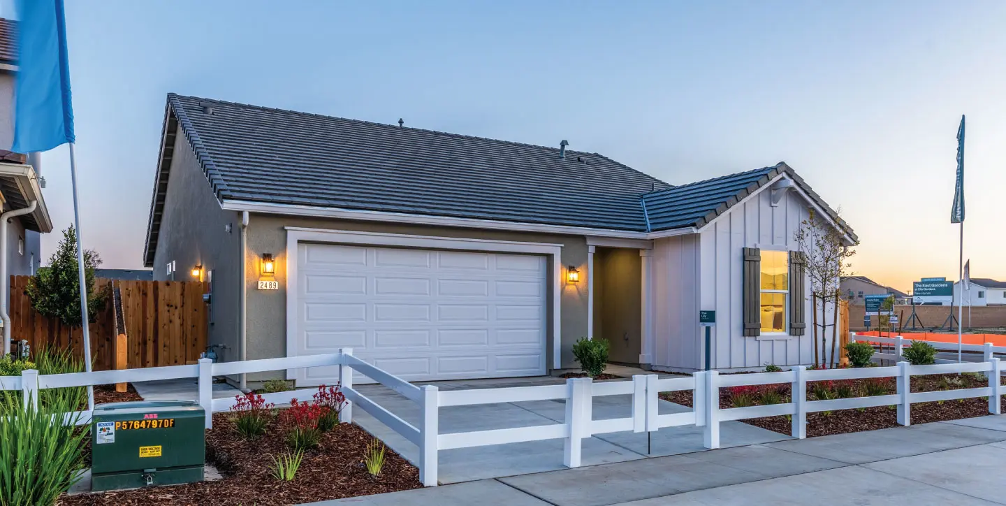 1440x724 Lily Exterior2