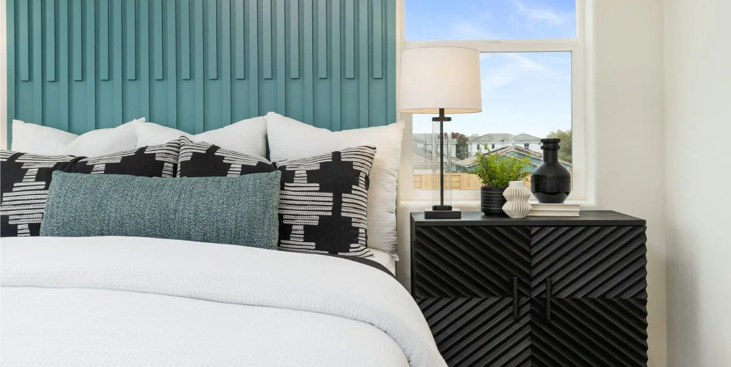 1440x724 Pine-Owners-Bedroom-2