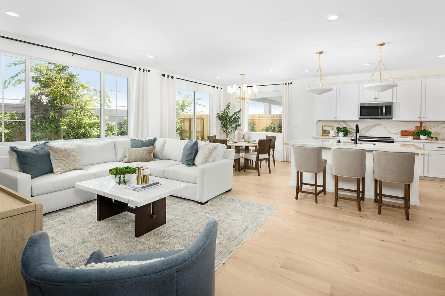 Summerfield Peony HiRes-6 hero