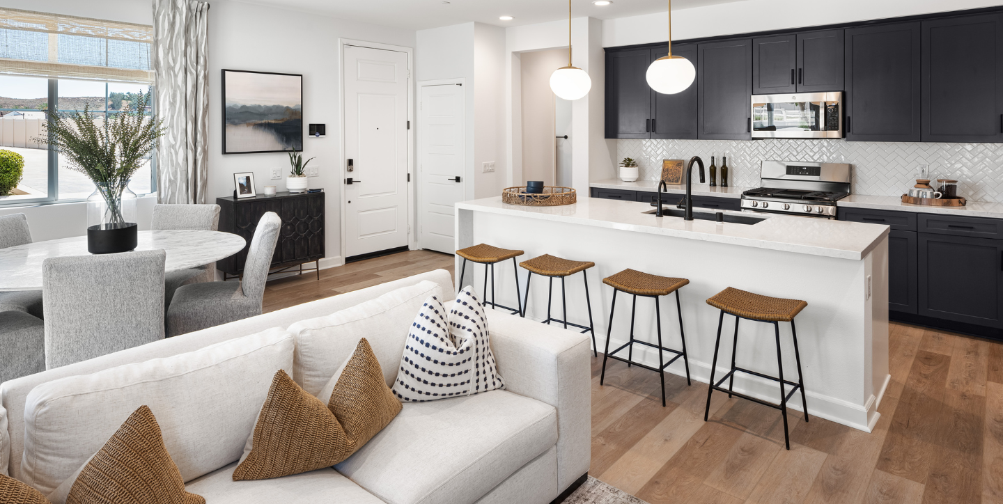 Discovery - Plan 3 - Great Room - 1440x724