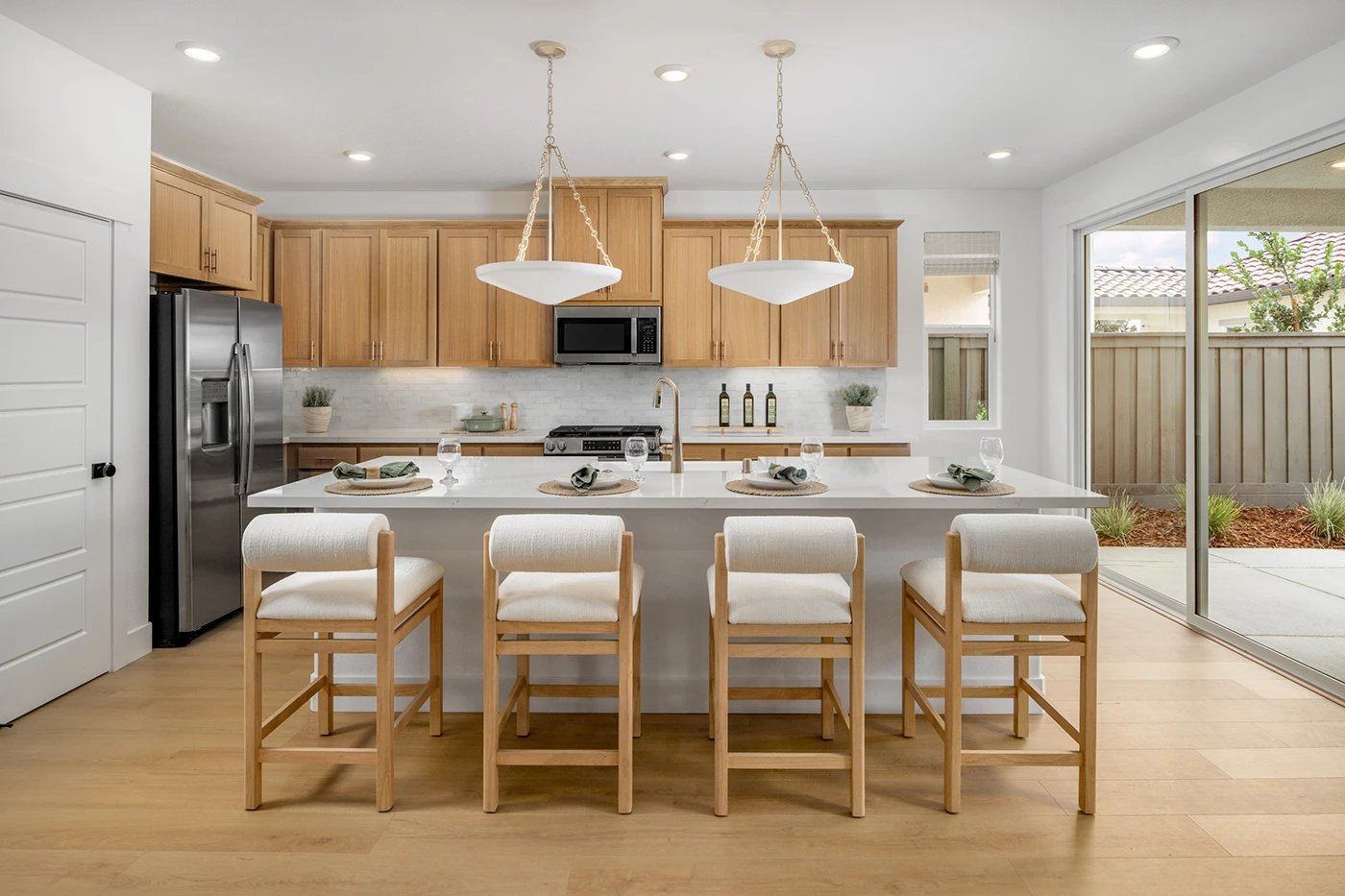 Ashbourne Merrick Web-4 hero