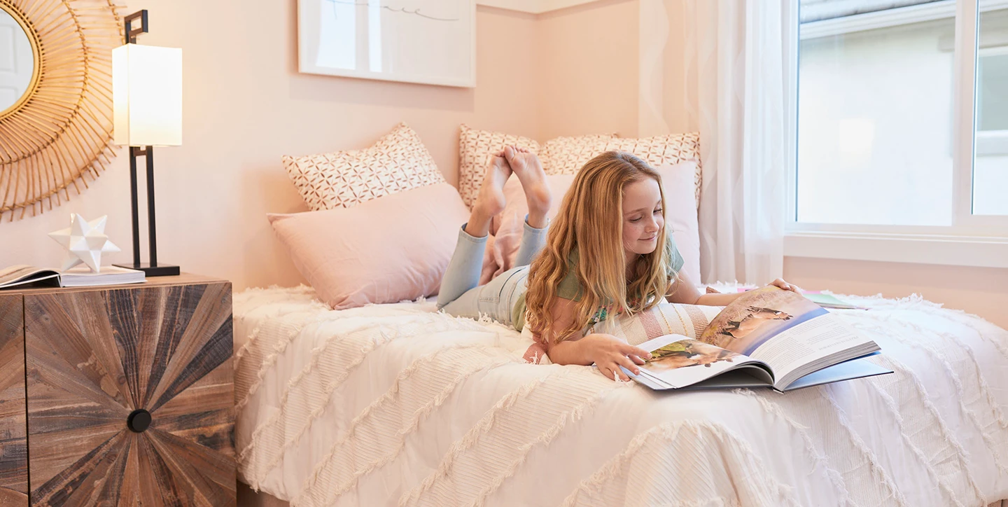 Little Girl in Sommers bend Reading