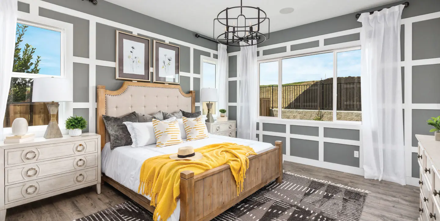 1440x724 Sunset-Iris Primary-Bedroom