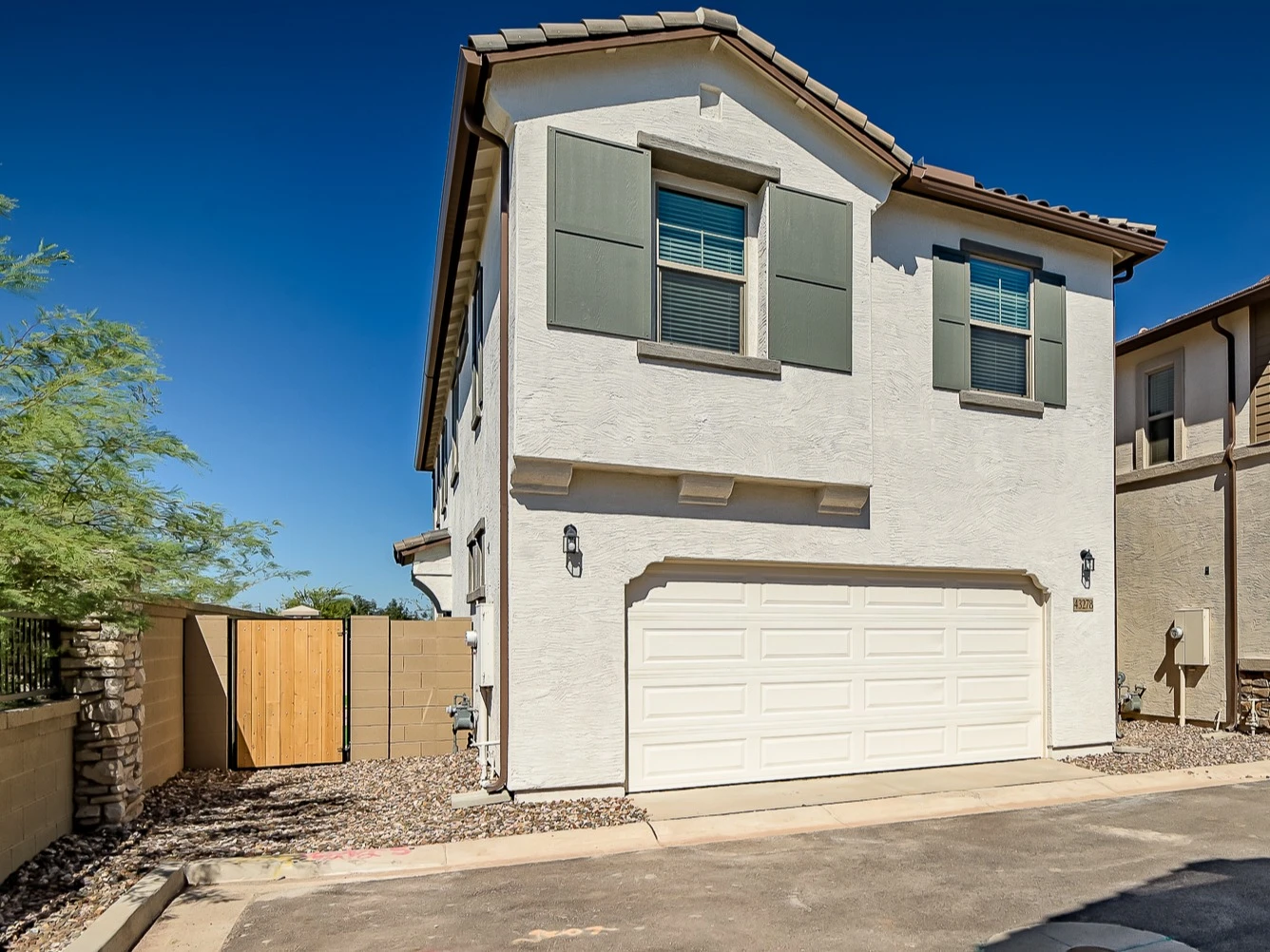 Exterior - garage entrance