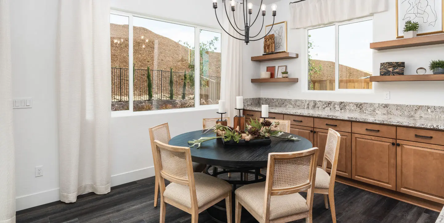 1440X724 HilltopSunflower-Dining