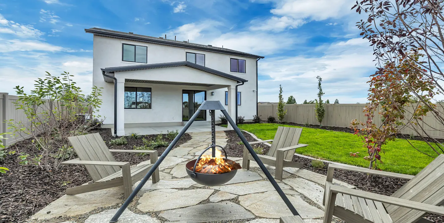 SFV Gambel Oak Rear Exterior 3