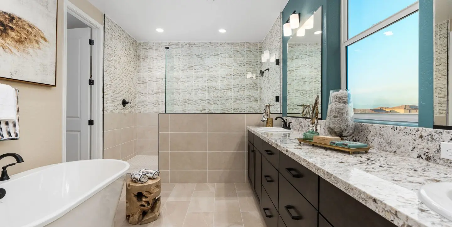 1440x724 Abbey Park Chatham Primary Bathroom