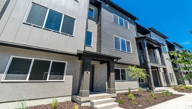 Woodside Homes home at Hillsborough Lot 0433 Regency at Meadowbrook