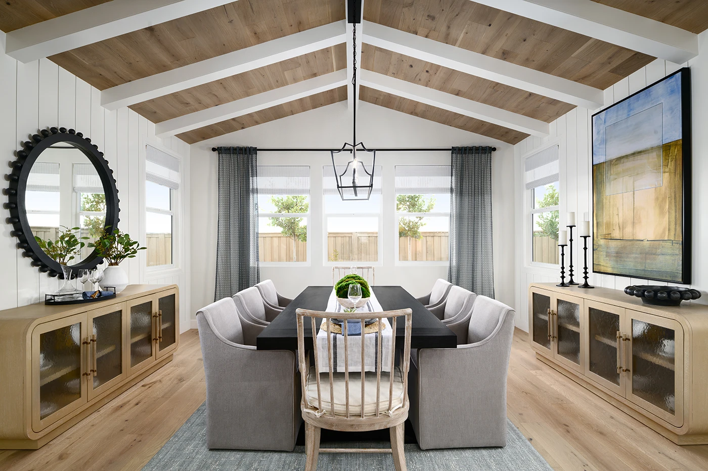 Montrose Stratford Hires-2hero