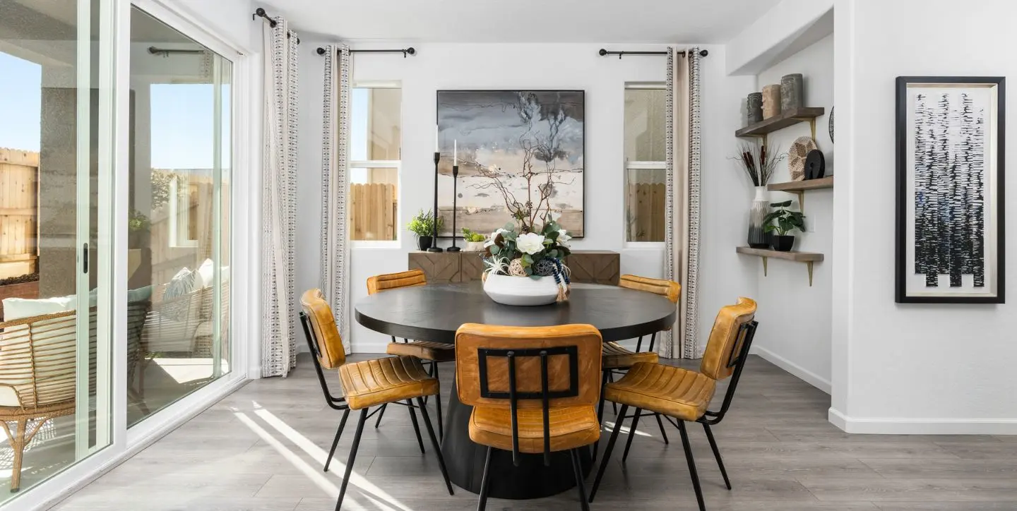 1440x724 Waterlily Dining