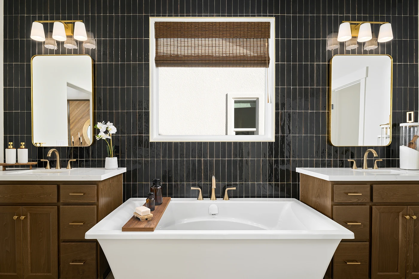 Montrose Hawthorne Hires-14hero