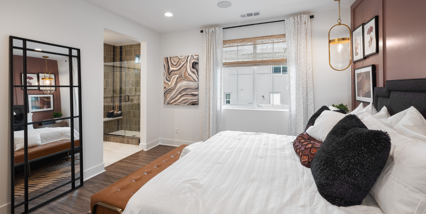 Discovery - Plan 1 - Primary Suite - 1440x724