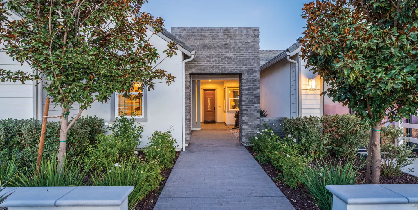 1440x724 The-Beaumont Entry