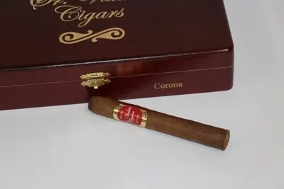 Corona Rojo