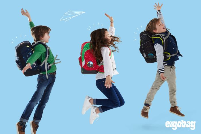 ergobag-three-kids-jumping-school-start