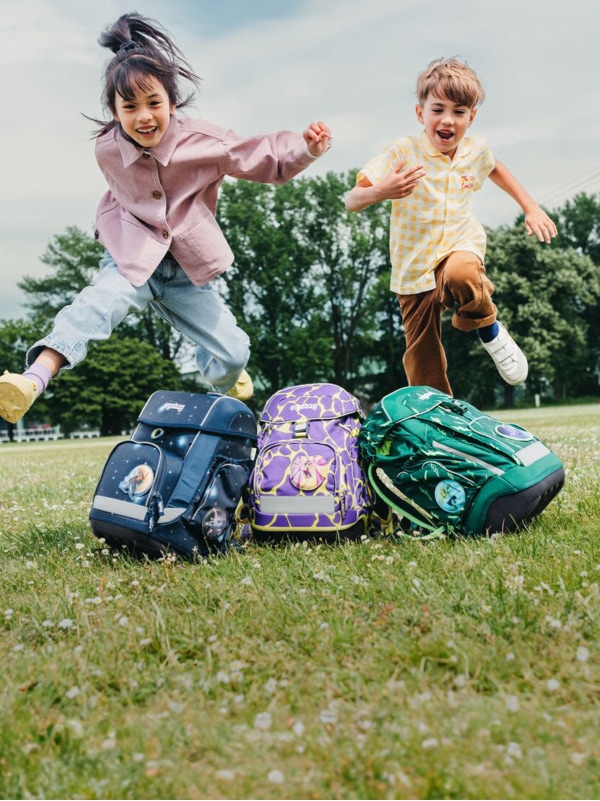 Ergonomic backpack for outlet kids