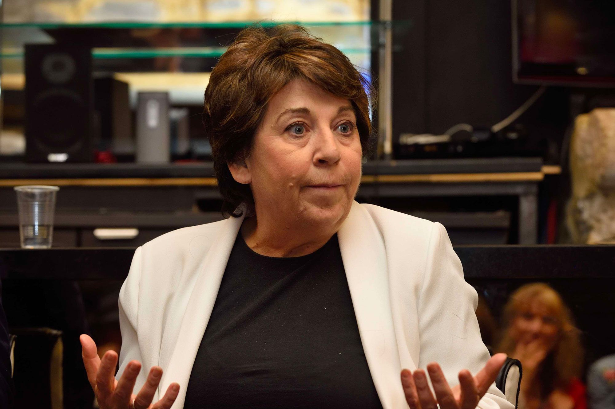 Corinne Lepage entendue comme témoin dans l'affaire des assistants d ...