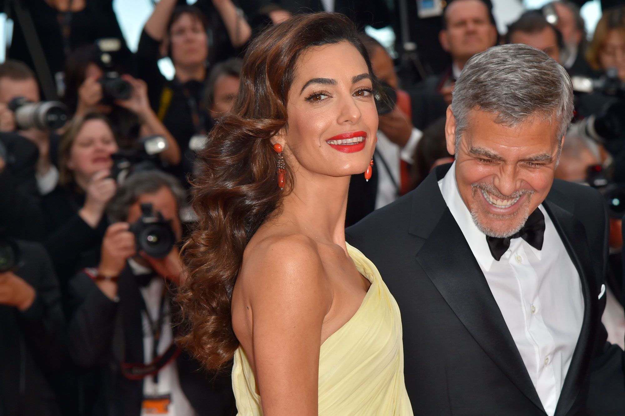 L'arrivée des jumeaux de George et Amal Clooney serait imminente