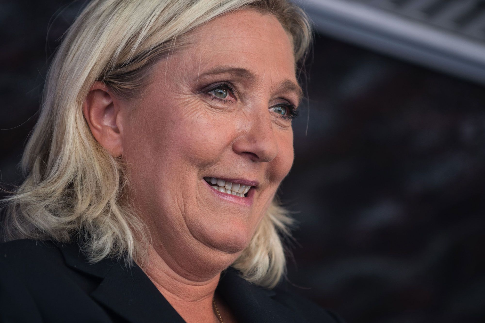 Le compte Twitter caché de Marine Le Pen - Anne Lalanne