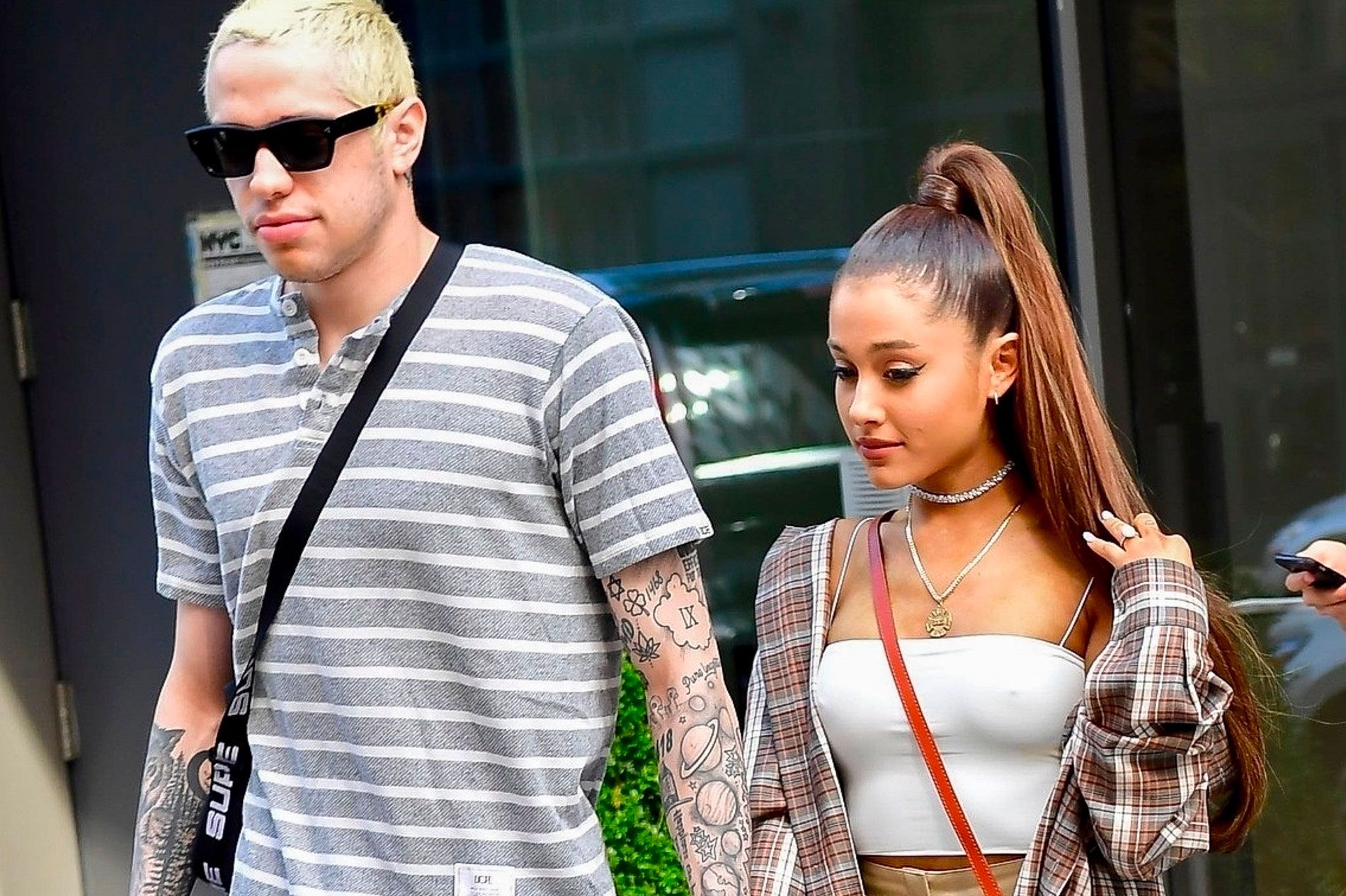 Ariana Grande brise le silence sur sa rupture avec Pete Davidson