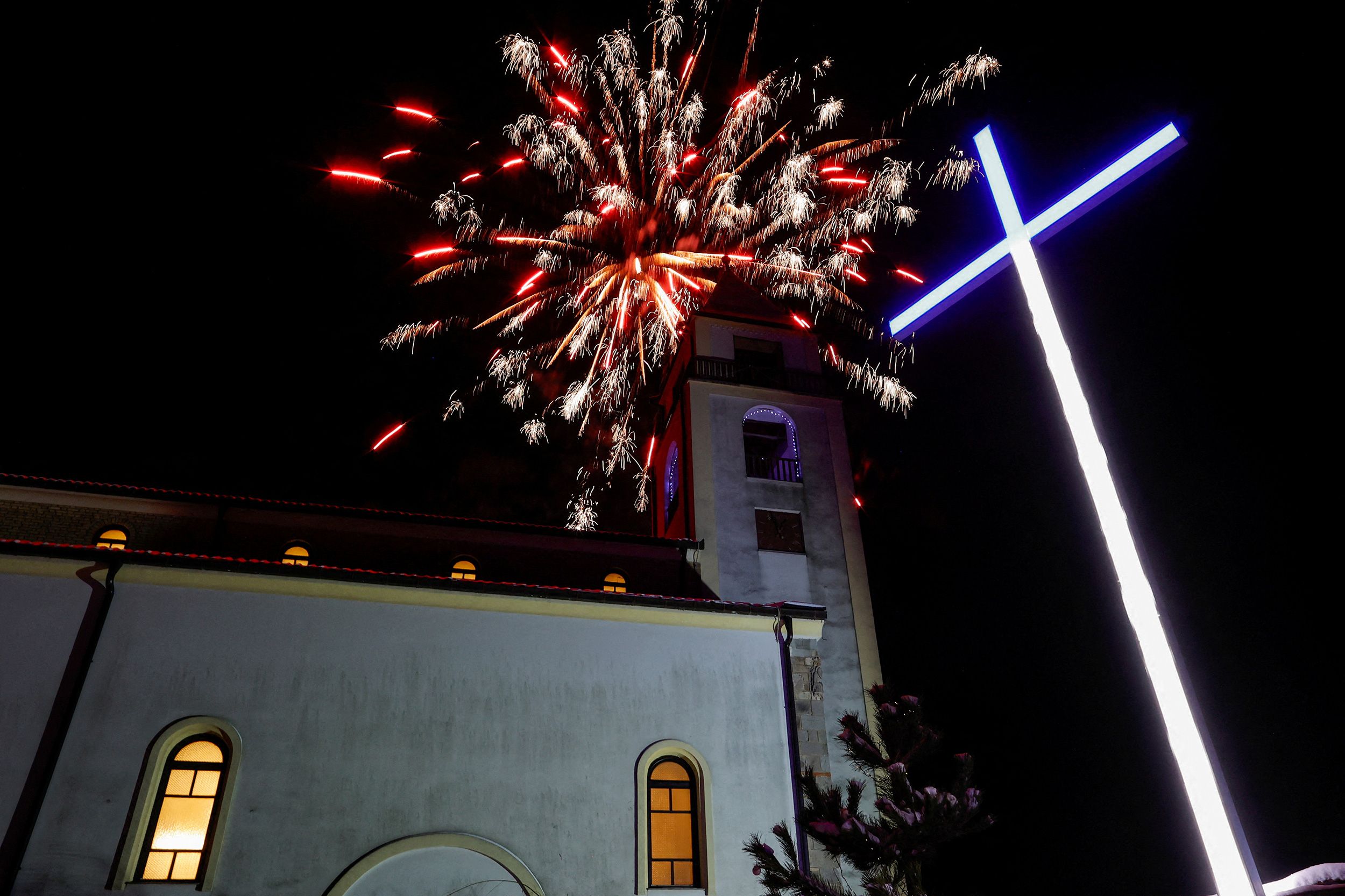 Entre guerres et réconfort, les plus émouvantes images de Noël à ...