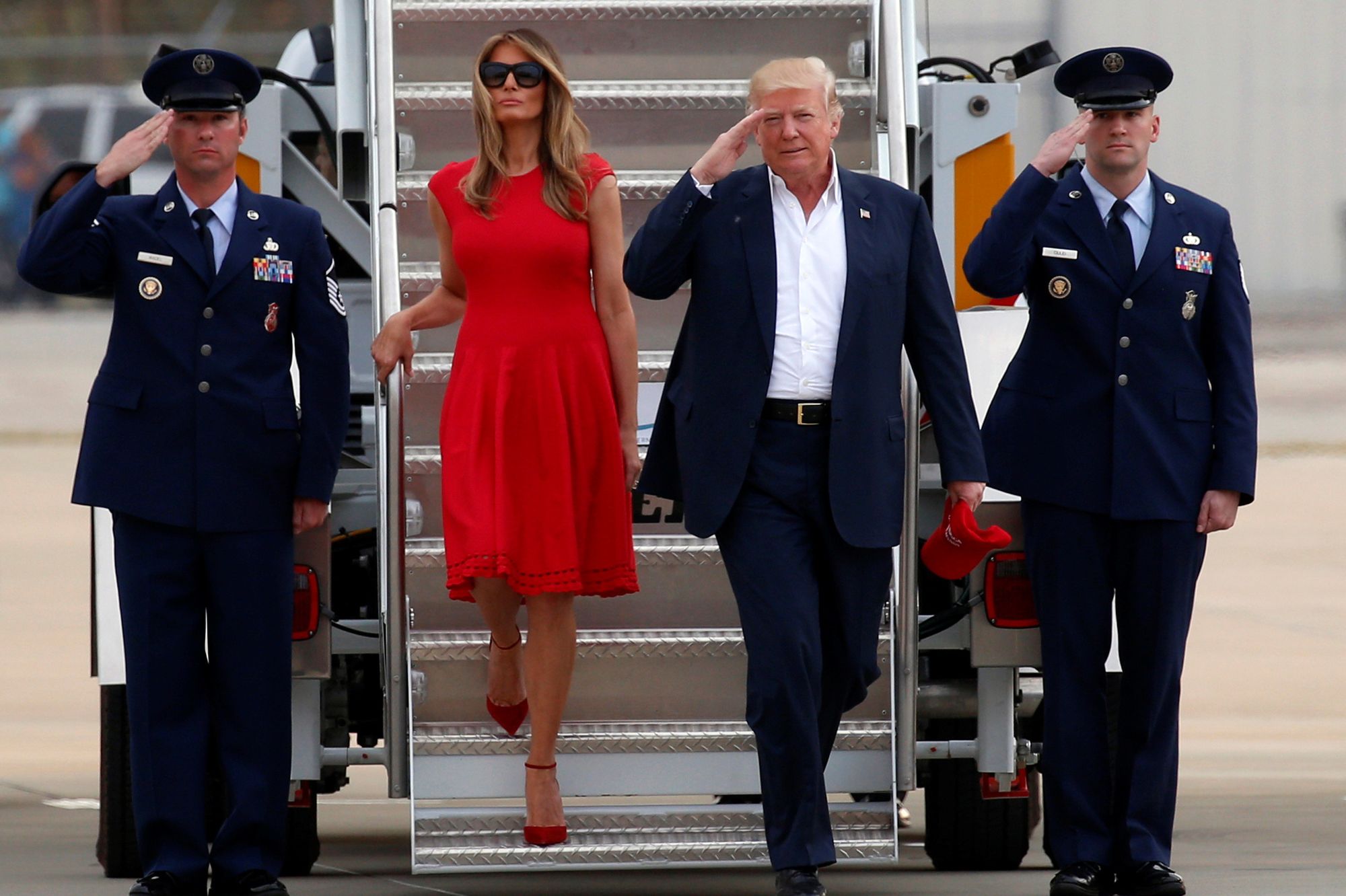 En Floride, Donald Trump fait monter Melania sur scène