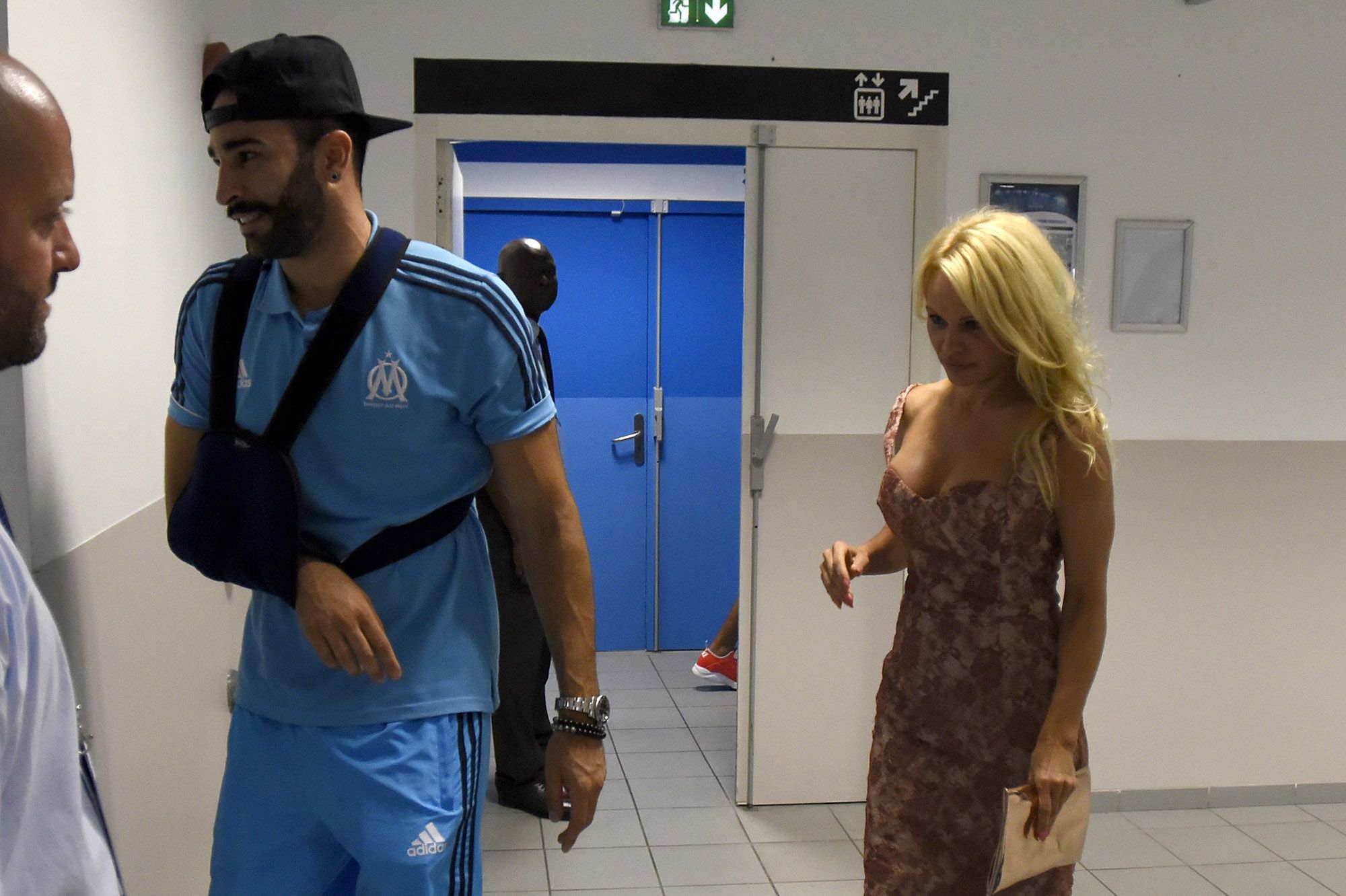Pamela Anderson et Adil Rami : deux amoureux au Vélodrome