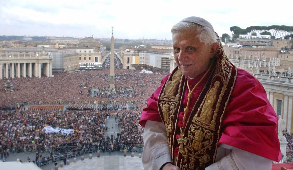 Le pape mêlé à une affaire de pédophilie