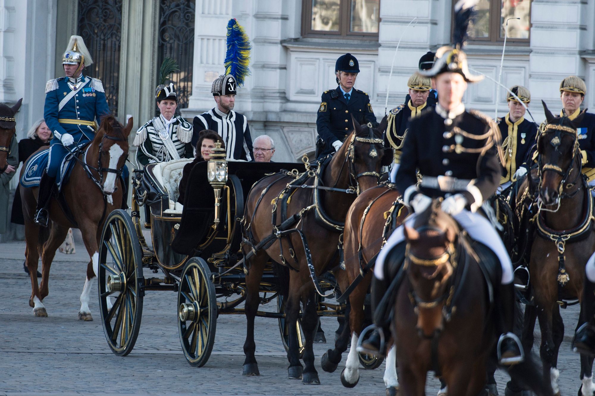 Victoria de Suède resplendissante pour son père