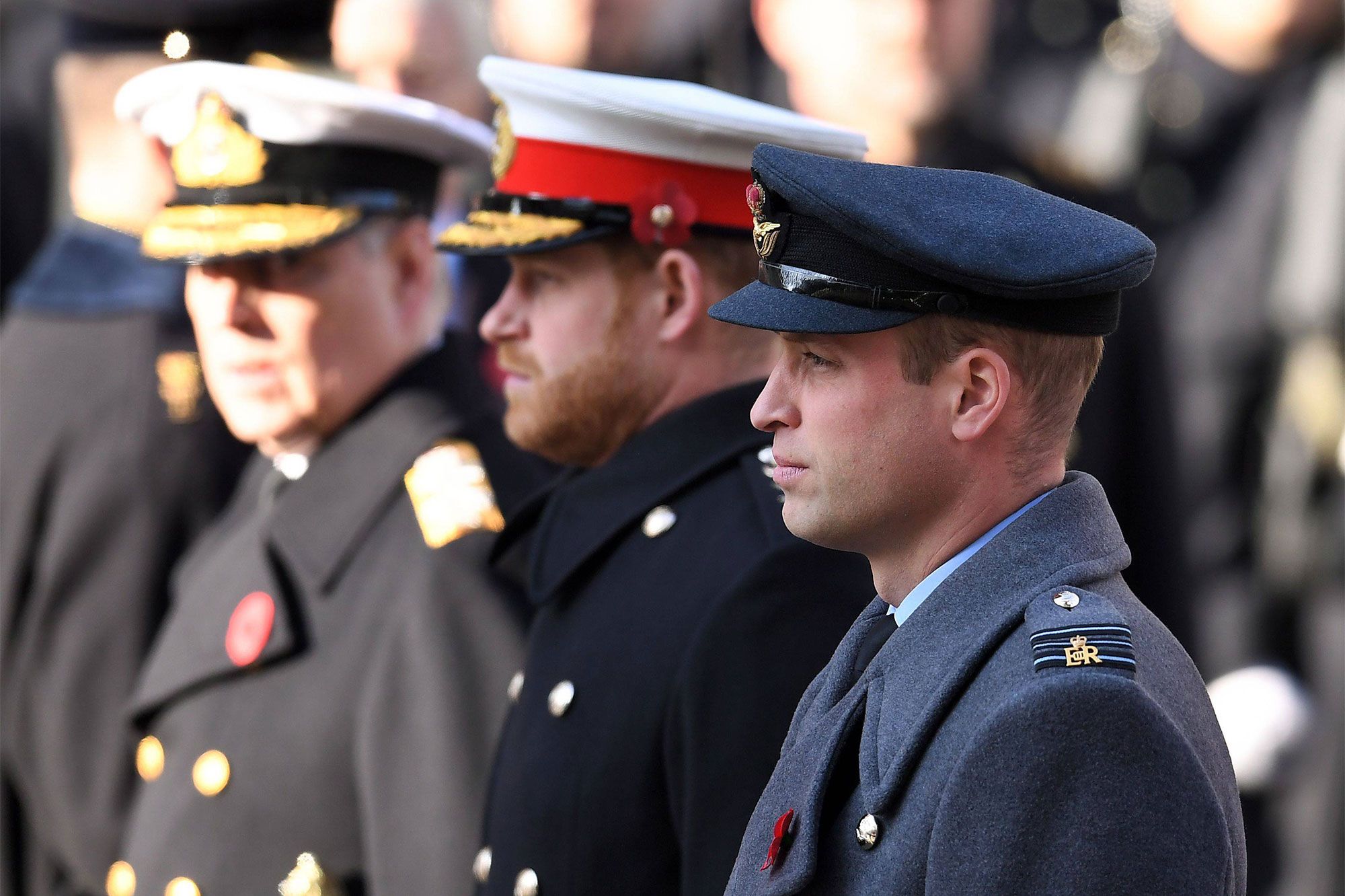 Ces mots de William à Harry qui auraient provoqué la rupture entre les ...