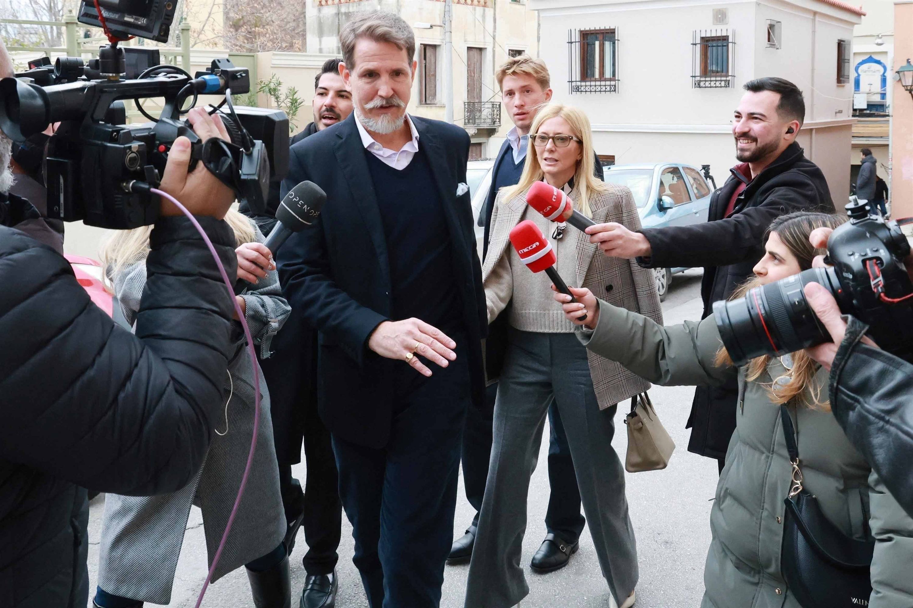Répétition de mariage pour le prince Nikolaos et Chrysí, la famille ...