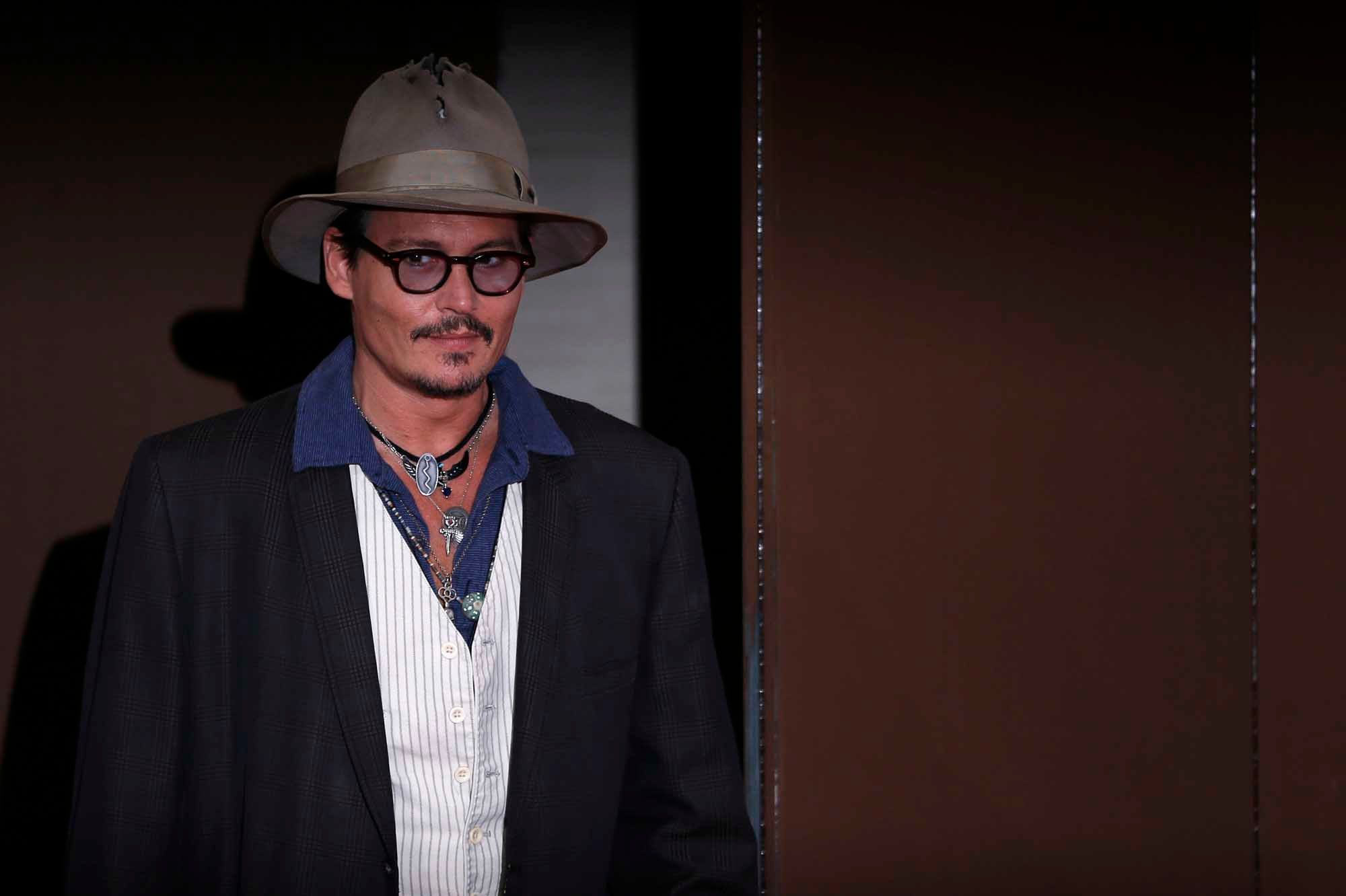 Cow Girl Royle High Johnny Depp, le cow-boy joue l’Indien - Lone Ranger