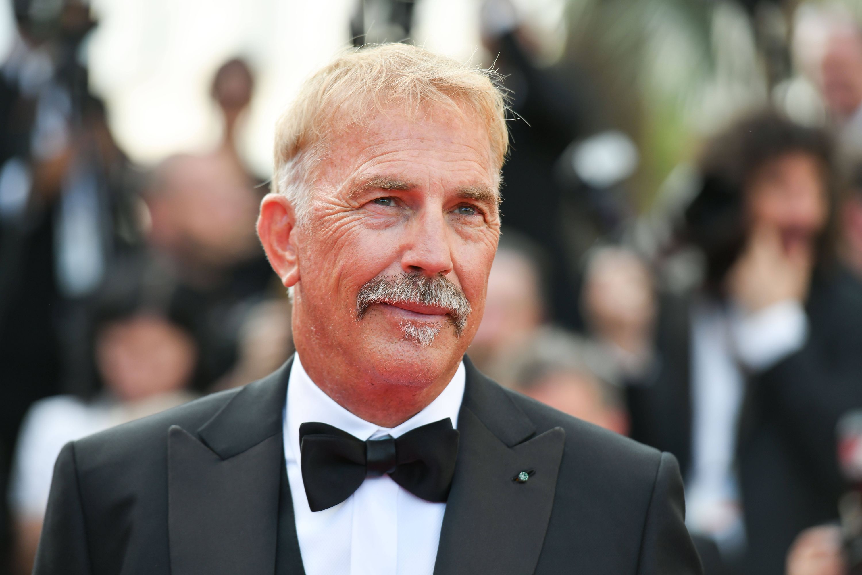 Kevin Costner : Lady Diana aurait eu le béguin pour lui, d'après le ...