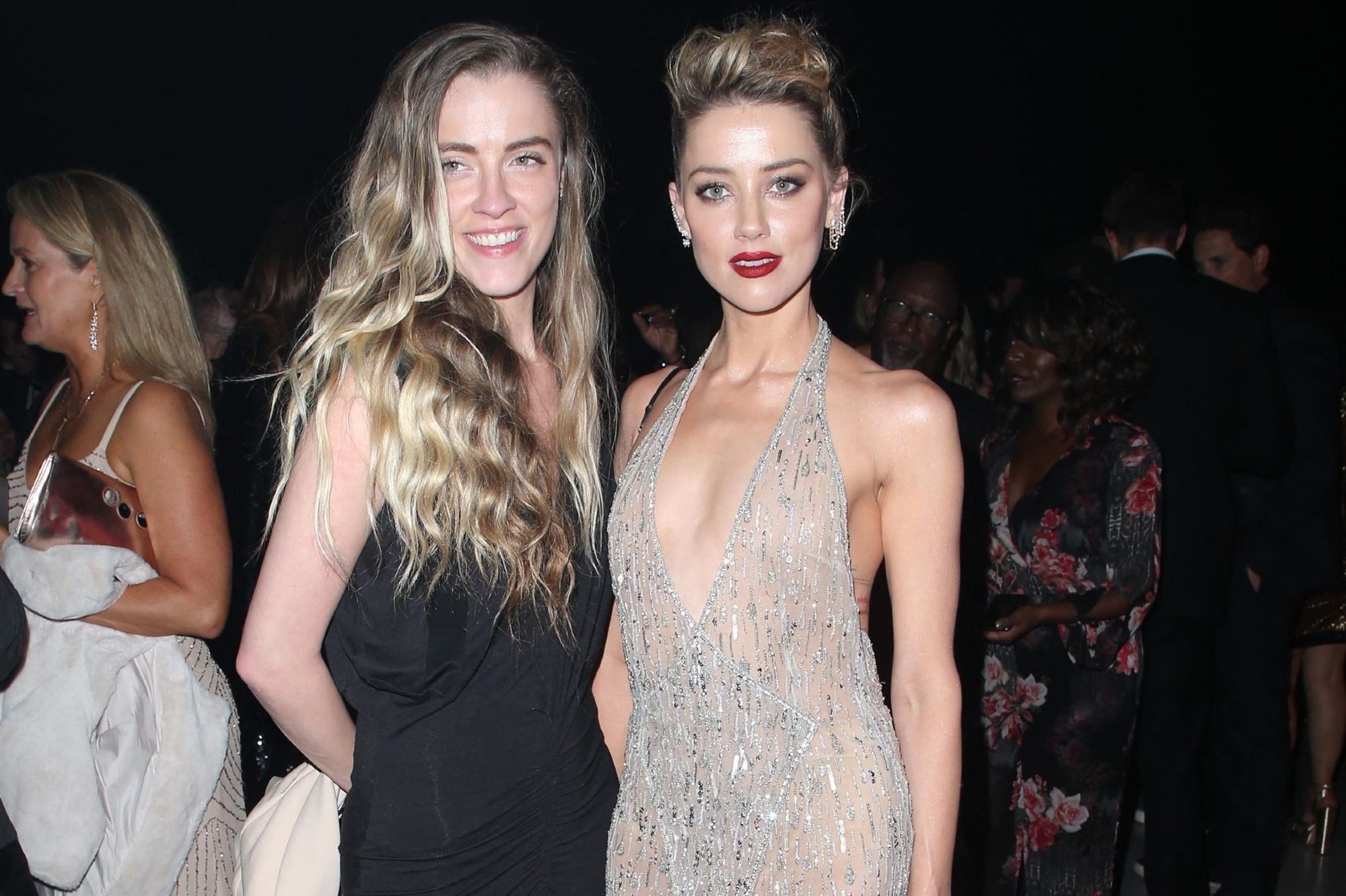 Amber Heard agressive avec sa propre soeur, la vidéo qui l'accable